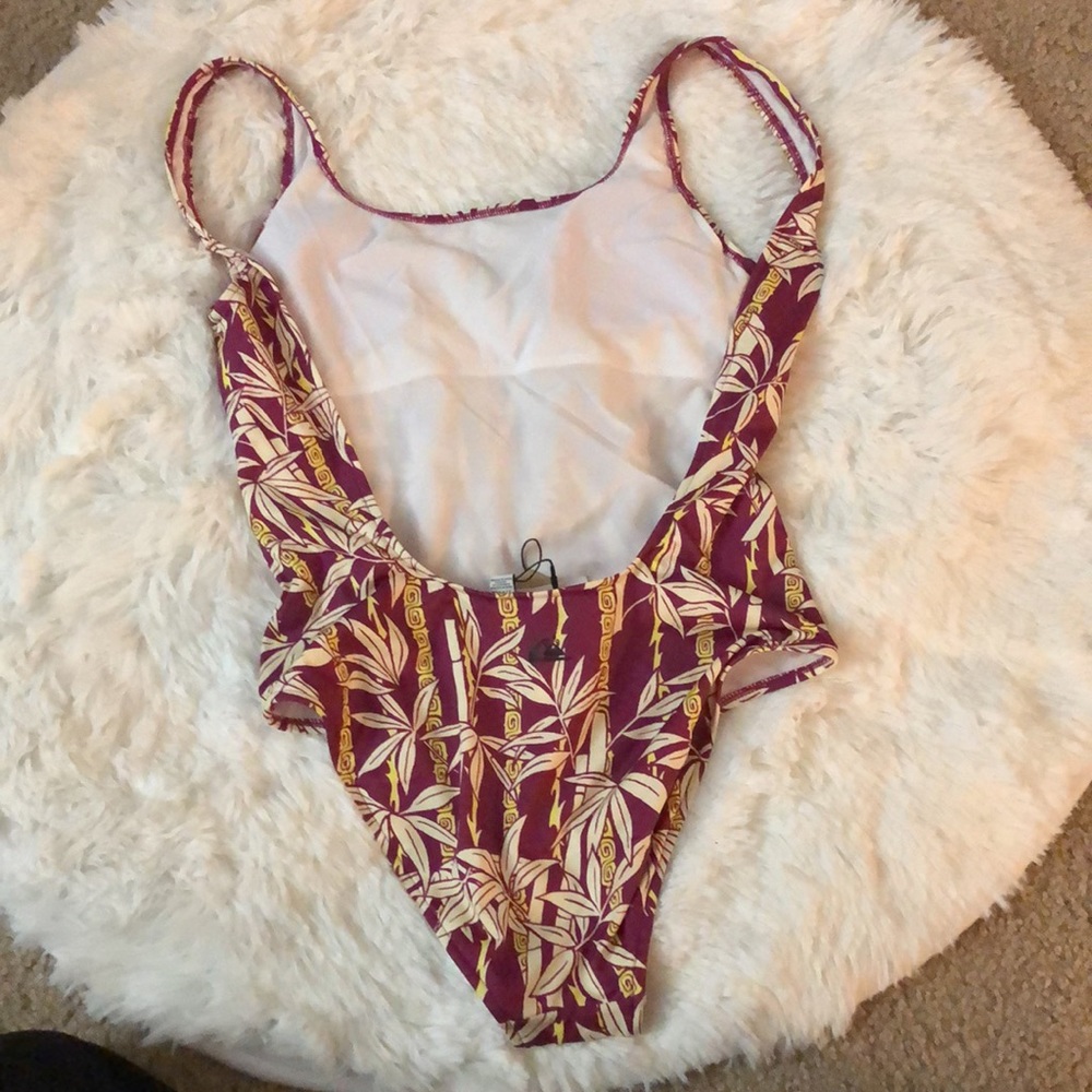 Quicksilver Raspberry Bamboo Island One Piece - Picture 4 of 5